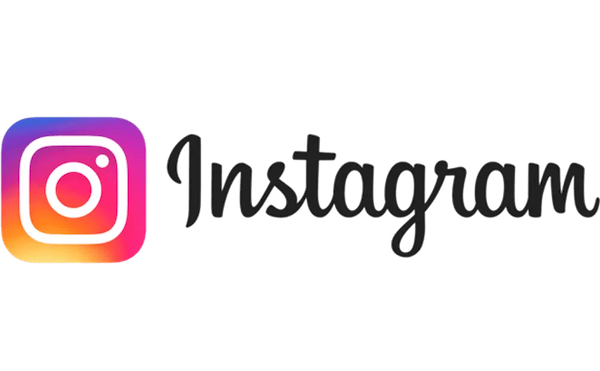 Logotipo de Instagram con el icono de una cámara multicolor a la izquierda de la palabra "Instagram" en cursiva negra sobre fondo blanco.